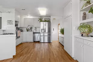 2744 E 7265 S, Cottonwood Heights, UT 84121 - Photo 9