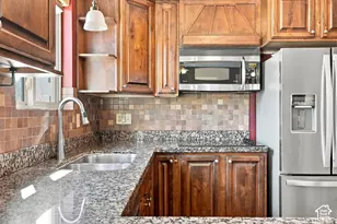182 E 6715 S, Midvale, UT 84047 - Photo 19