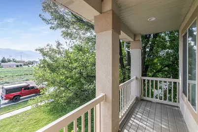 1043 N 2025 W, Layton, UT 84041 - Photo 25