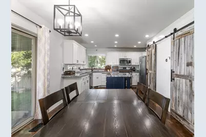 1043 N 2025 W, Layton, UT 84041 - Photo 11