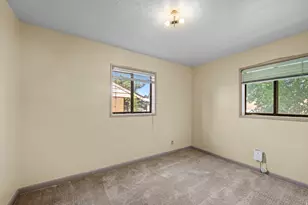 154 E 4800 S, Washington Terrace, UT 84405 - Photo 9