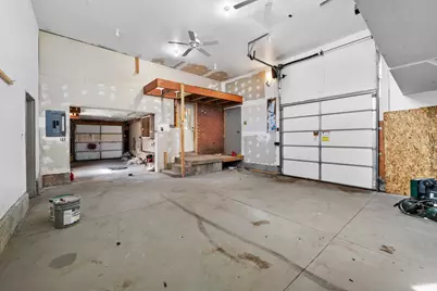 154 E 4800 S, Washington Terrace, UT 84405 - Photo 17