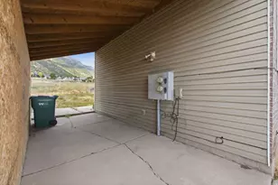 348 N Orchard Ln, Santaquin, UT 84655 - Photo 29