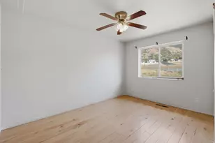 348 N Orchard Ln, Santaquin, UT 84655 - Photo 17