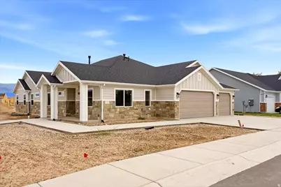 2745 W 2495 S #212, Syracuse, UT 84075 - Photo 3
