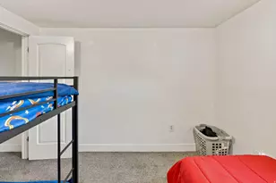 3856 S 7160 W, West Valley, UT 84128 - Photo 27