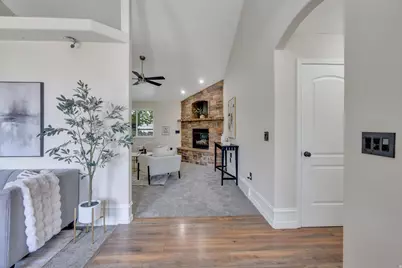 5386 W Little Water Peak Dr, Riverton, UT 84096 - Photo 7