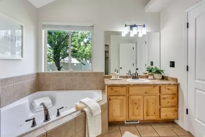 5386 W Little Water Peak Dr, Riverton, UT 84096 - Photo 19