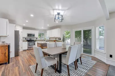 5386 W Little Water Peak Dr, Riverton, UT 84096 - Photo 9