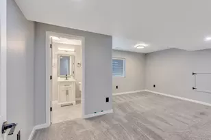 5386 W Little Water Peak Dr, Riverton, UT 84096 - Photo 37
