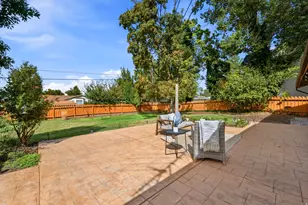 1709 E Meadowmoor Rd S, Holladay, UT 84117 - Photo 25