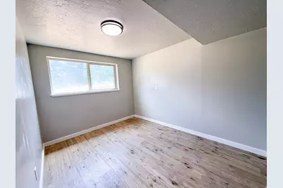 100 N 450 W, Layton, UT 84041 - Photo 13