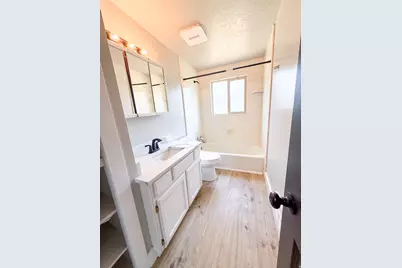 100 N 450 W, Layton, UT 84041 - Photo 5