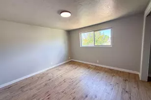 100 N 450 W, Layton, UT 84041 - Photo 7