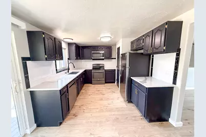 100 N 450 W, Layton, UT 84041 - Photo 3