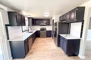 100 N 450 W, Layton, UT 84041 - Photo 3