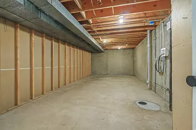 2924 E Robidoux Rd, Sandy, UT 84093 - Photo 65