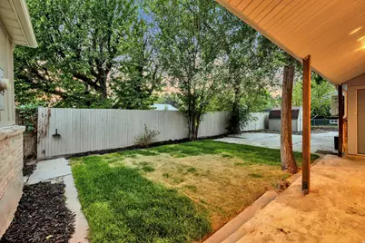412 W Alta View Dr S, Midvale, UT 84047 - Photo 29