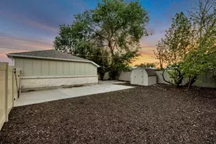 412 W Alta View Dr S, Midvale, UT 84047 - Photo 25