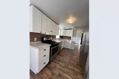 461 E 500 S, Roosevelt, UT 84066 - Photo 9