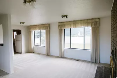 1157 Creekview Dr, Fruit Heights, UT 84037 - Photo 5