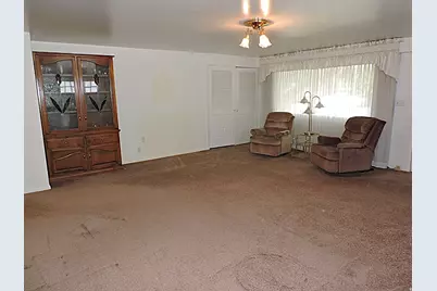 233 S 200 W, Delta, UT 84624 - Photo 5