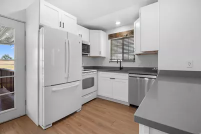 8083 W Melville Dr, Magna, UT 84044 - Photo 5