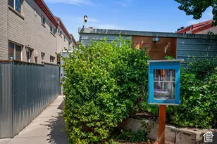 650 N 300 W, Salt Lake City, UT 84103 - Photo 21