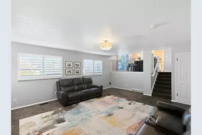 2395 N 1450 E, Layton, UT 84040 - Photo 13