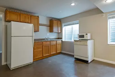 13382 S 2480 W, Riverton, UT 84065 - Photo 23