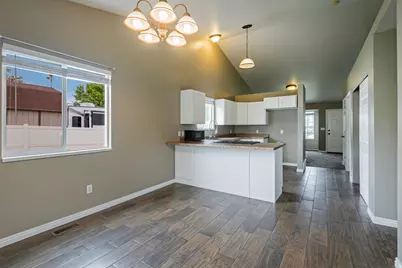 13382 S 2480 W, Riverton, UT 84065 - Photo 11