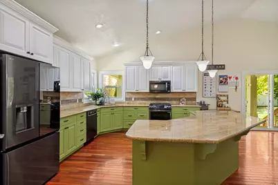 6093 W Heritage Hill Ln, Herriman, UT 84096 - Photo 11