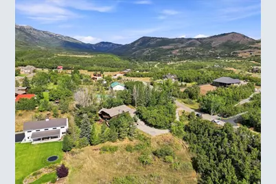 2059 E 5950 N, Eden, UT 84310 - Photo 31