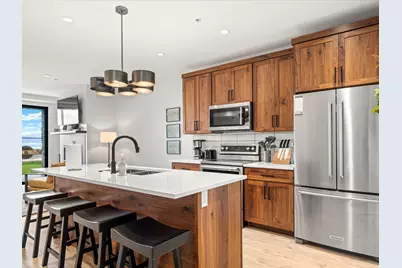 35 E 150 S #E101, Garden City, UT 84028 - Photo 5