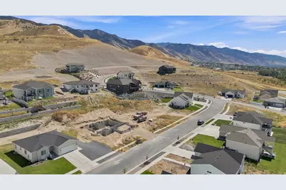 670 S 1080 E, Smithfield, UT 84335 - Photo 7