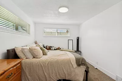 1521 S 240 E, Orem, UT 84058 - Photo 19