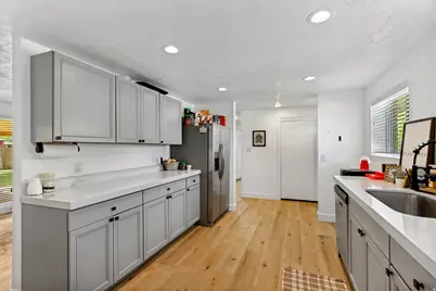 1521 S 240 E, Orem, UT 84058 - Photo 17