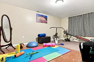 1368 Eastpoint Dr, Sandy, UT 84092 - Photo 25