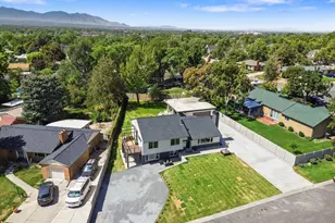 4554 S Willow Rd, Holladay, UT 84124 - Photo 5