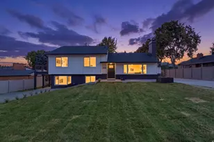 4554 S Willow Rd, Holladay, UT 84124 - Photo 1