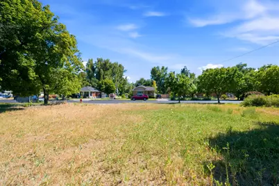 345 E 300 S #1, Logan, UT 84321 - Photo 33