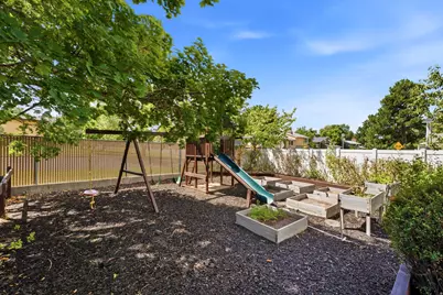 7126 S Griffiths Pl, Cottonwood Heights, UT 84121 - Photo 47