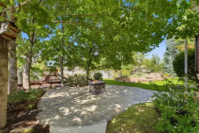 7126 S Griffiths Pl, Cottonwood Heights, UT 84121 - Photo 43