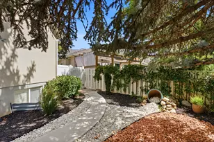 7126 S Griffiths Pl, Cottonwood Heights, UT 84121 - Photo 51