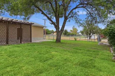 6978 S 2700 W, West Jordan, UT 84084 - Photo 47