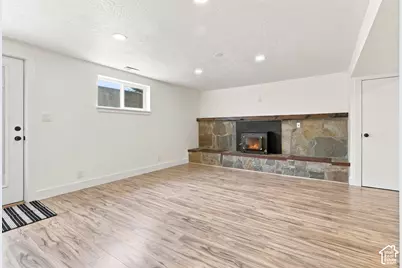 6978 S 2700 W, West Jordan, UT 84084 - Photo 41
