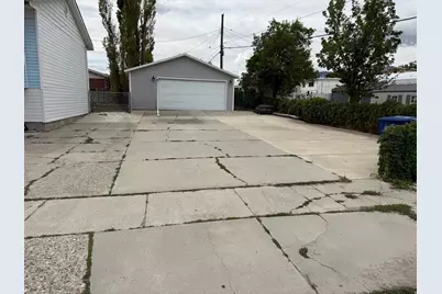 7713 W 3210 S, Magna, UT 84044 - Photo 3