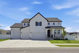 1974 E Hummingbird Dr, Eagle Mountain, UT 84005 - Photo 1