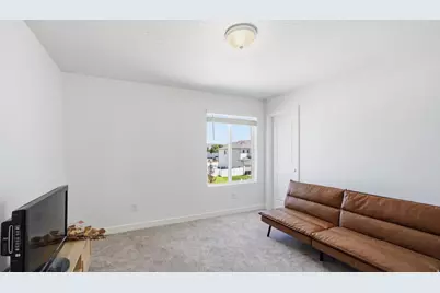 1974 E Hummingbird Dr, Eagle Mountain, UT 84005 - Photo 21