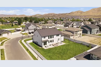 1974 E Hummingbird Dr, Eagle Mountain, UT 84005 - Photo 35